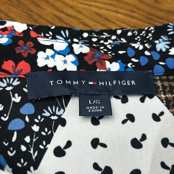 BNWOT Tommy Hilfiger Patchwork Top - Picture 4 of 11